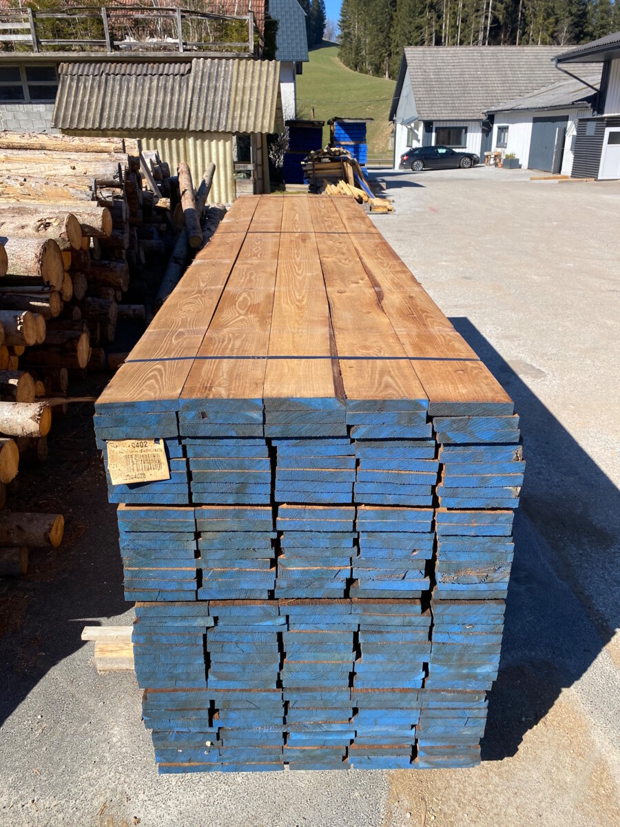 Larch wood from Riegler Timber Trading